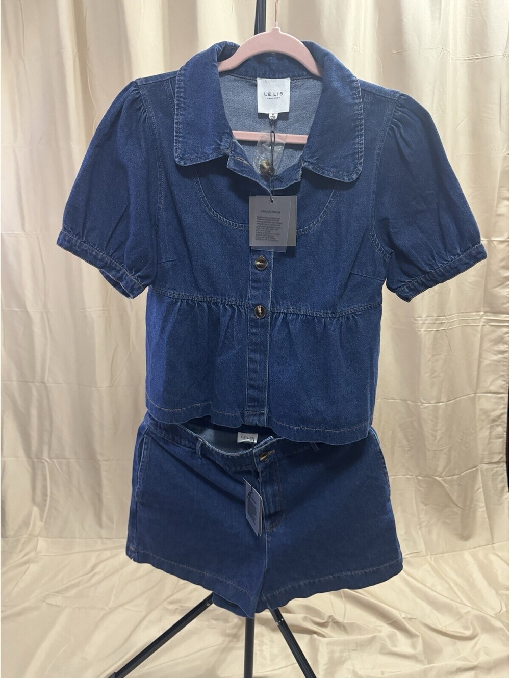 New with tags Le Lis Collection women’s matching denim two-piece set in size Med